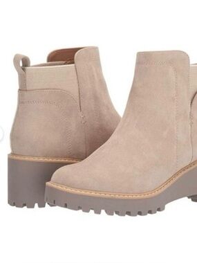 Dolce Vita Rango Sz 8 Women's Suede Lug Boot - Beige